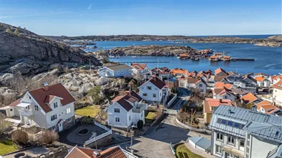 Hus till salu i Sotenäs, Hunnebostrand