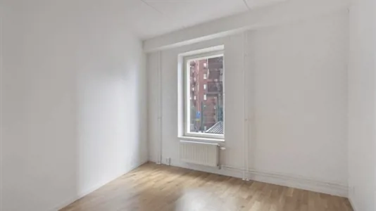 Lägenheter i Botkyrka - foto 1