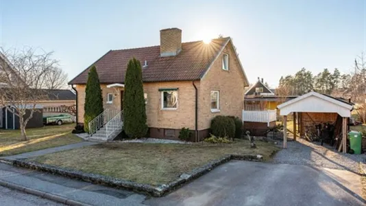 Hus i Kumla - foto 1