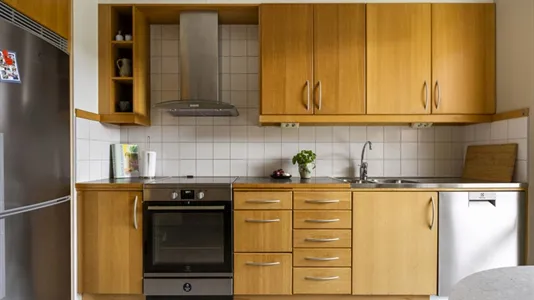 Bostadsrätter till salu i Nacka - foto 9
