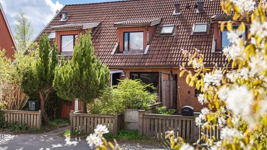 Bostadsrätter till salu i Huddinge - foto 1