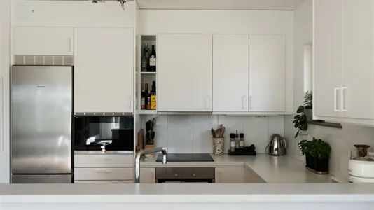 Bostadsrätter till salu i Nacka - foto 9