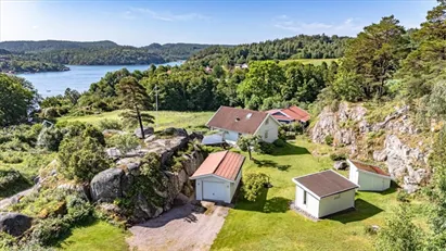 Hus till salu i Sotenäs, Hunnebostrand