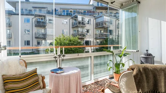 Bostadsrätter till salu i Nacka - foto 1