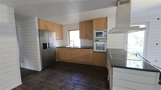 Hus i Tyresö - foto 2