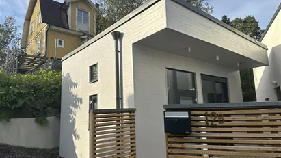 Handen - 1rok - tillsv - 11.270kr/mån