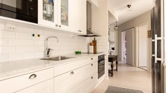 Bostadsrätter till salu i Nacka - foto 9