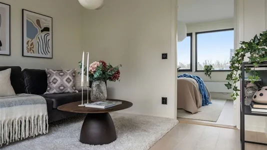 Bostadsrätter till salu i Nacka - foto 1