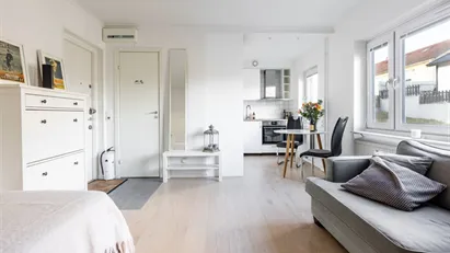 Bostadsrätt till salu i Mark, Örby