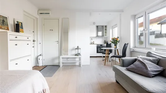 Bostadsrätter till salu i Mark - foto 1