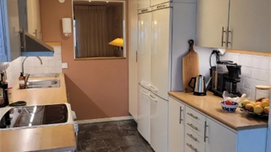 Radhus i Upplands-Bro - foto 3