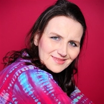 Monika söker lägenhet, hus eller radhus att hyra i Bjuv, Klippan eller Åstorp m.fl.