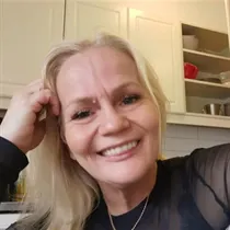 Petra söker lägenhet eller radhus att hyra i Borås
