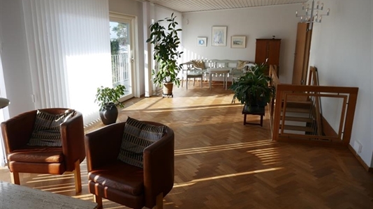 175 m2 villa i Askim-Frölunda-Högsbo att hyra