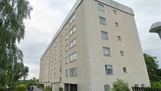 120 m2 lägenhet i Söderort att hyra