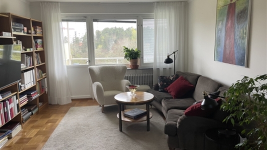 103 m2 lägenhet i Västerås att hyra