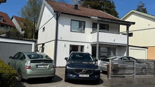 139 m2 villa i Uddevalla att hyra