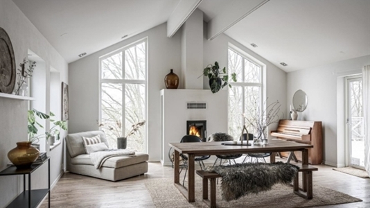 260 m2 villa i Höör att hyra