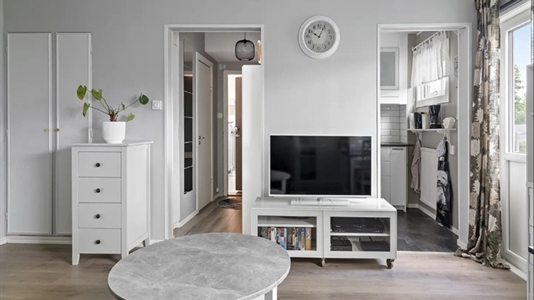 28 m2 lägenhet i Mark att hyra