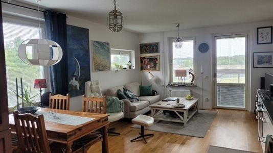 50 m2 lägenhet i Täby att hyra